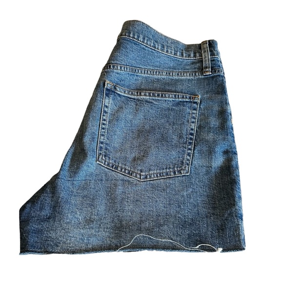 J.CREW HIGH RISE DENIM SHORTA - 31 - Picture 4 of 8